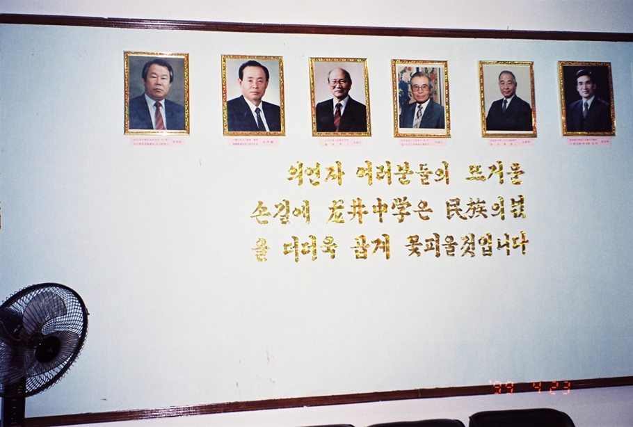 갤러리 이미지